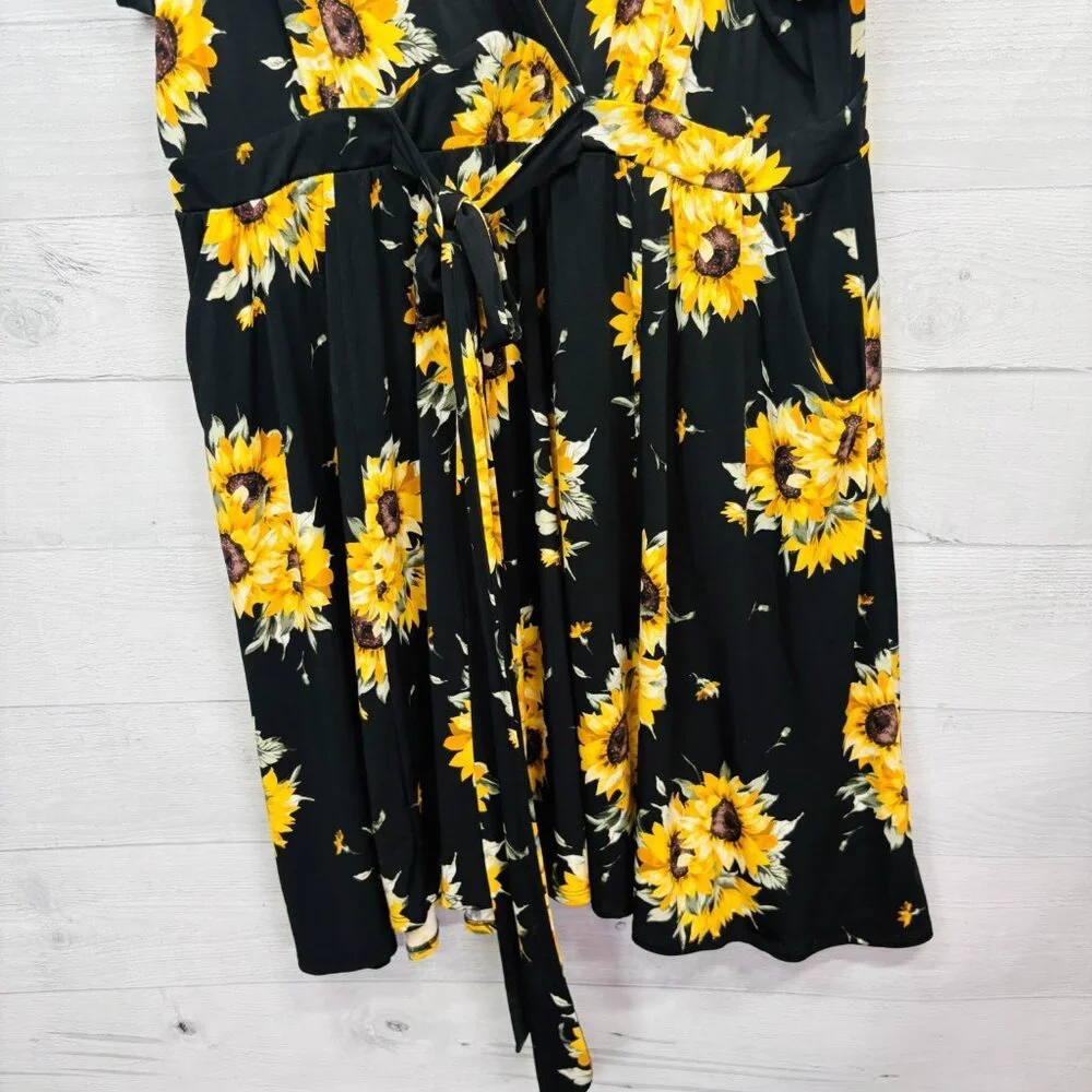 Torrid Womens Studio Knit Surplice Dress Sunflower Floral Stretch Size 3X - Picture 6 of 13